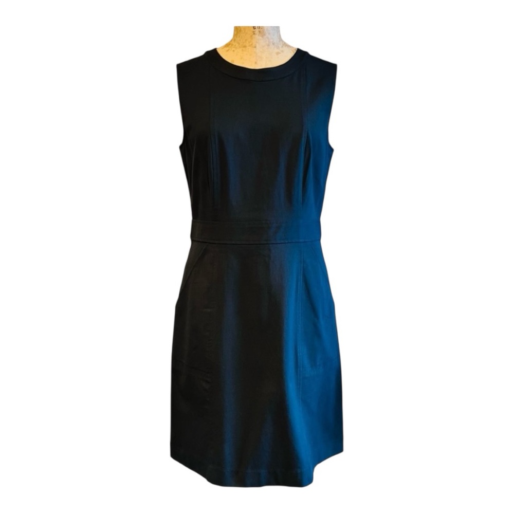 Theory Black Sleeveless Dress w Pockets